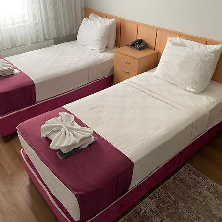 Hotel Oezsefa Provincia di Provincia di Istanbul Esterno foto