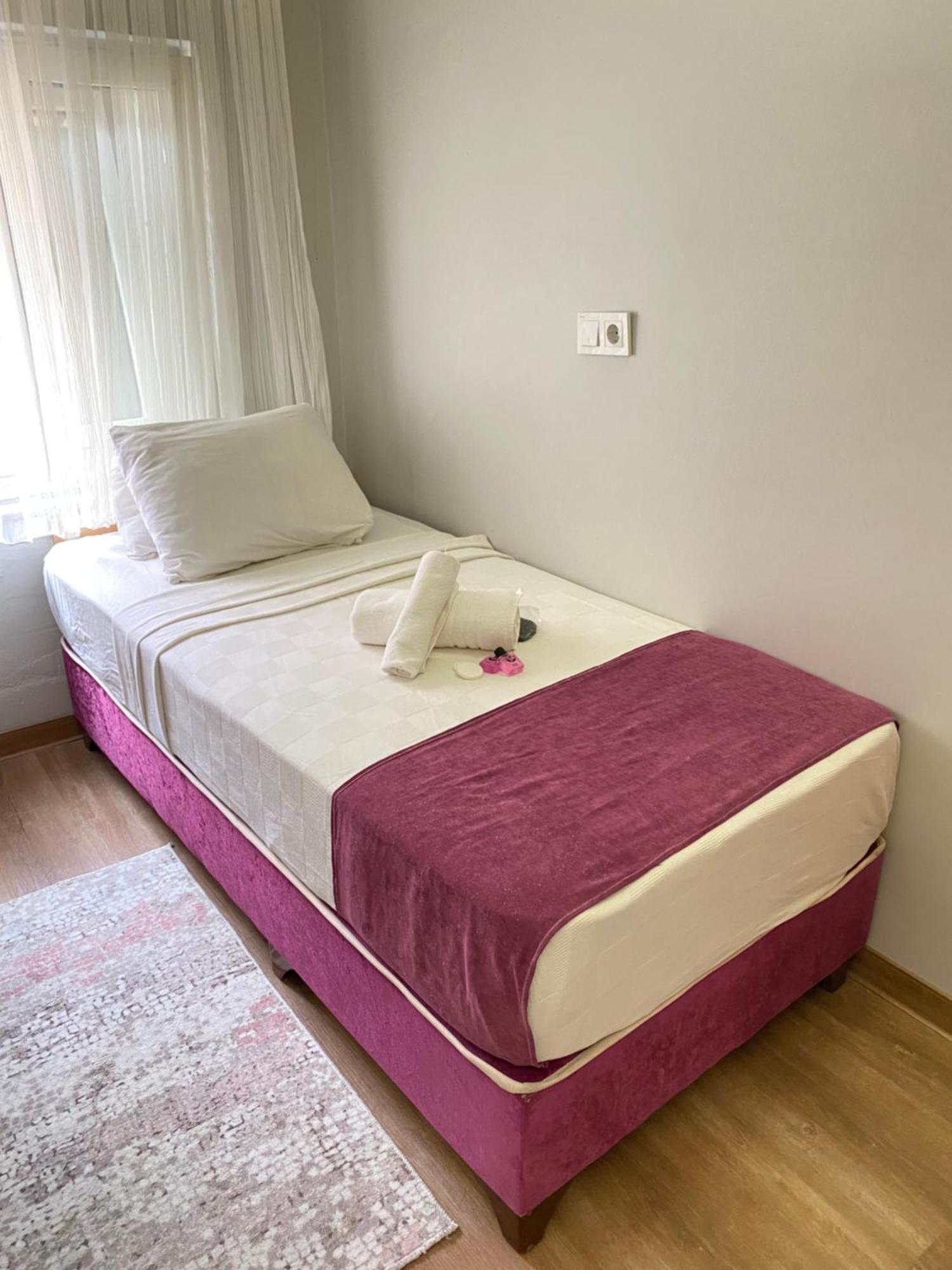 Hotel Oezsefa Provincia di Provincia di Istanbul Esterno foto