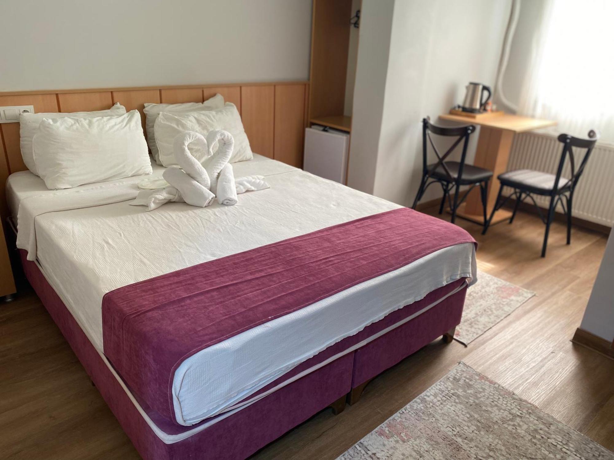 Hotel Oezsefa Provincia di Provincia di Istanbul Esterno foto